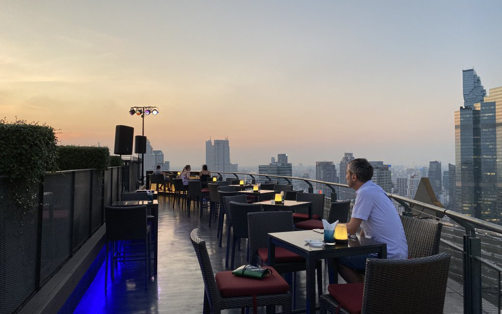 Zoom Skybar in Bangkok