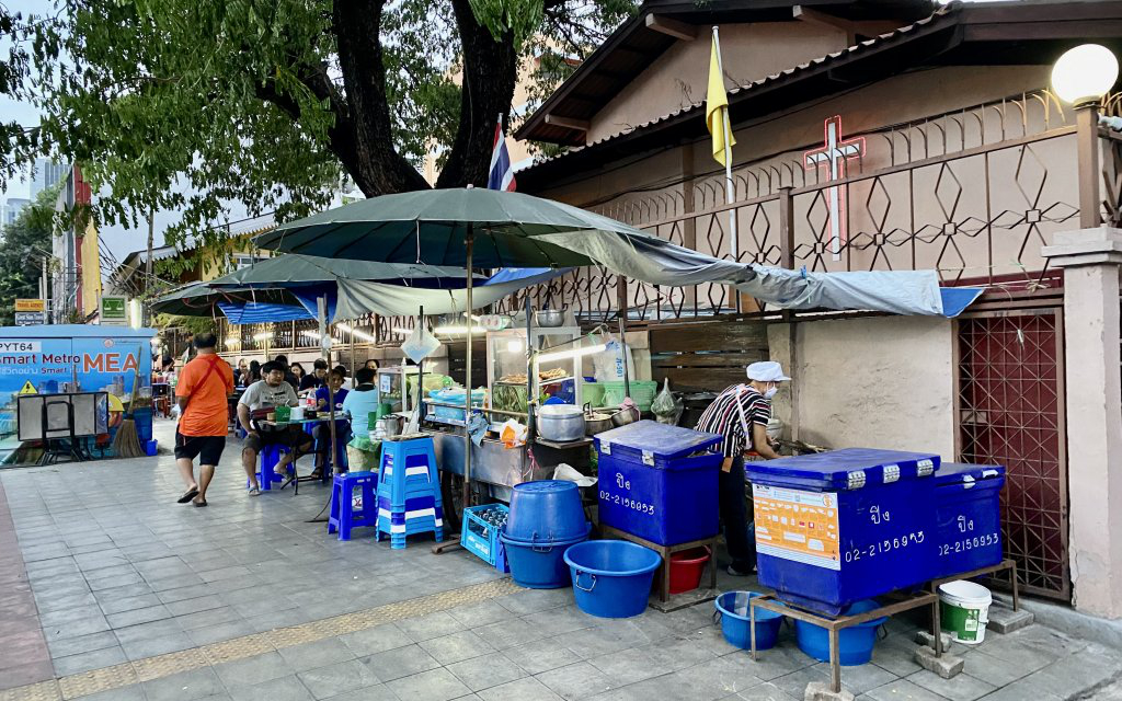Uncle Fat Street Food in Bangkok
