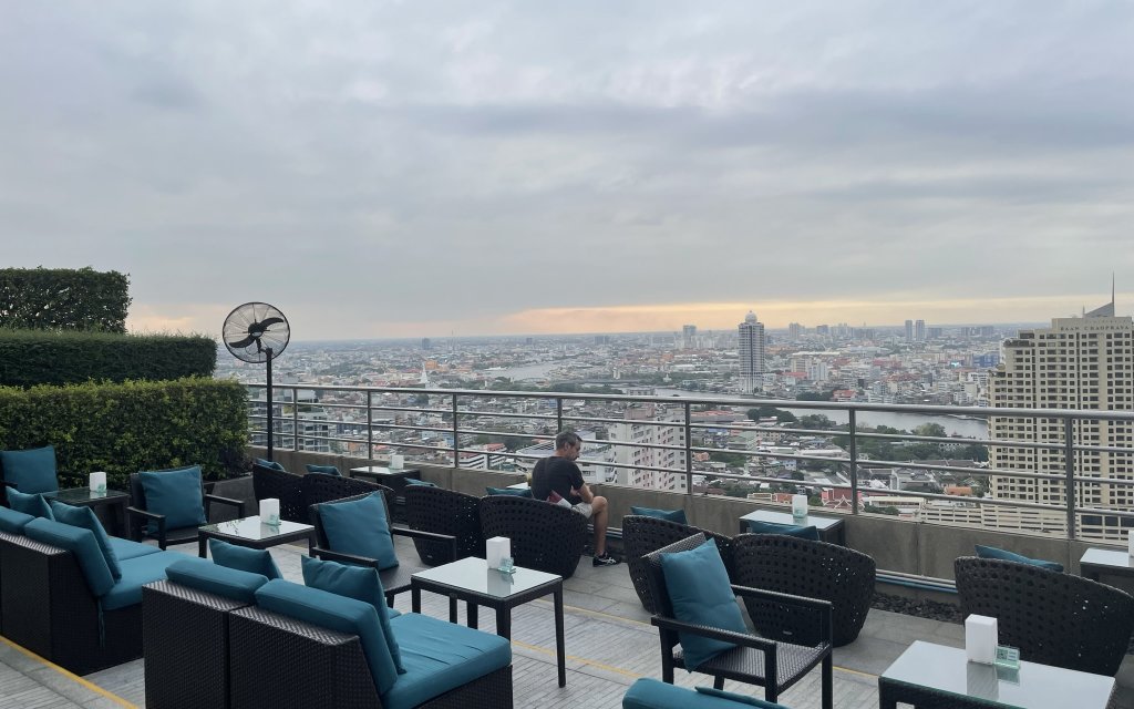 Three Sixty Lounge in Bangkok
