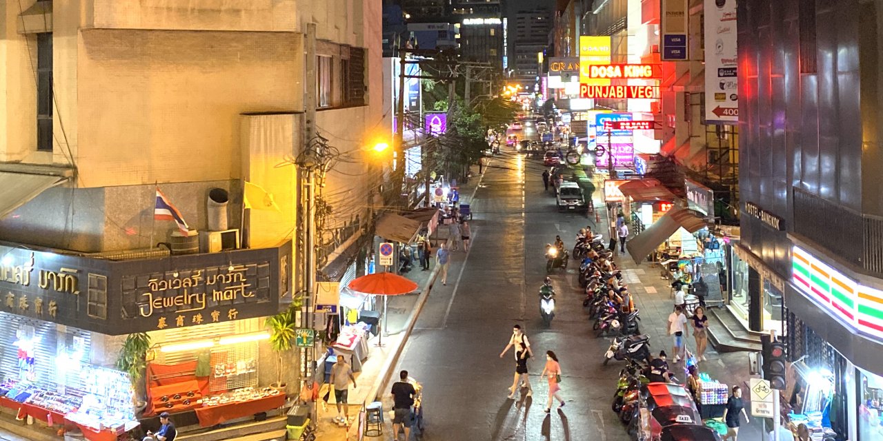50 Nightlife Spots around Soi 11 in Bangkok